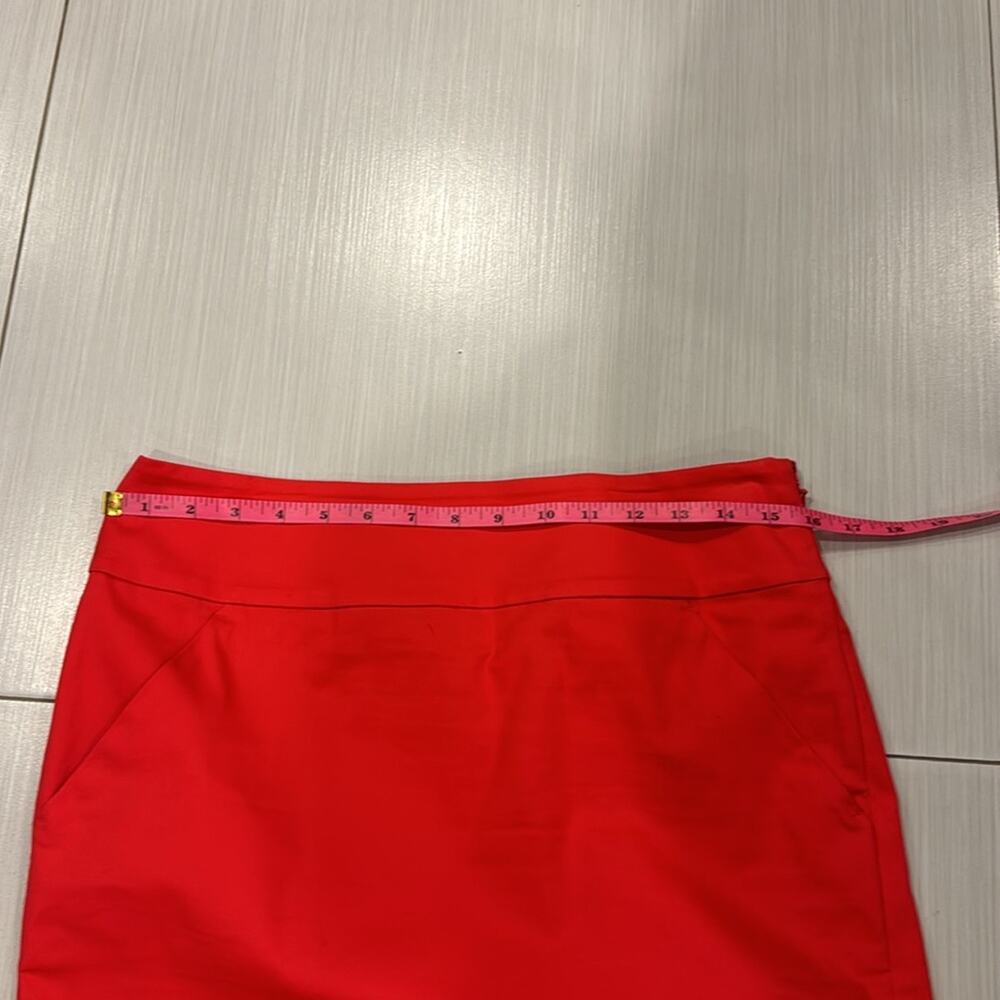 Ann Taylor NWOT Skirt with Pockets and side Zipper, no Slit. - Picture 5 of 8